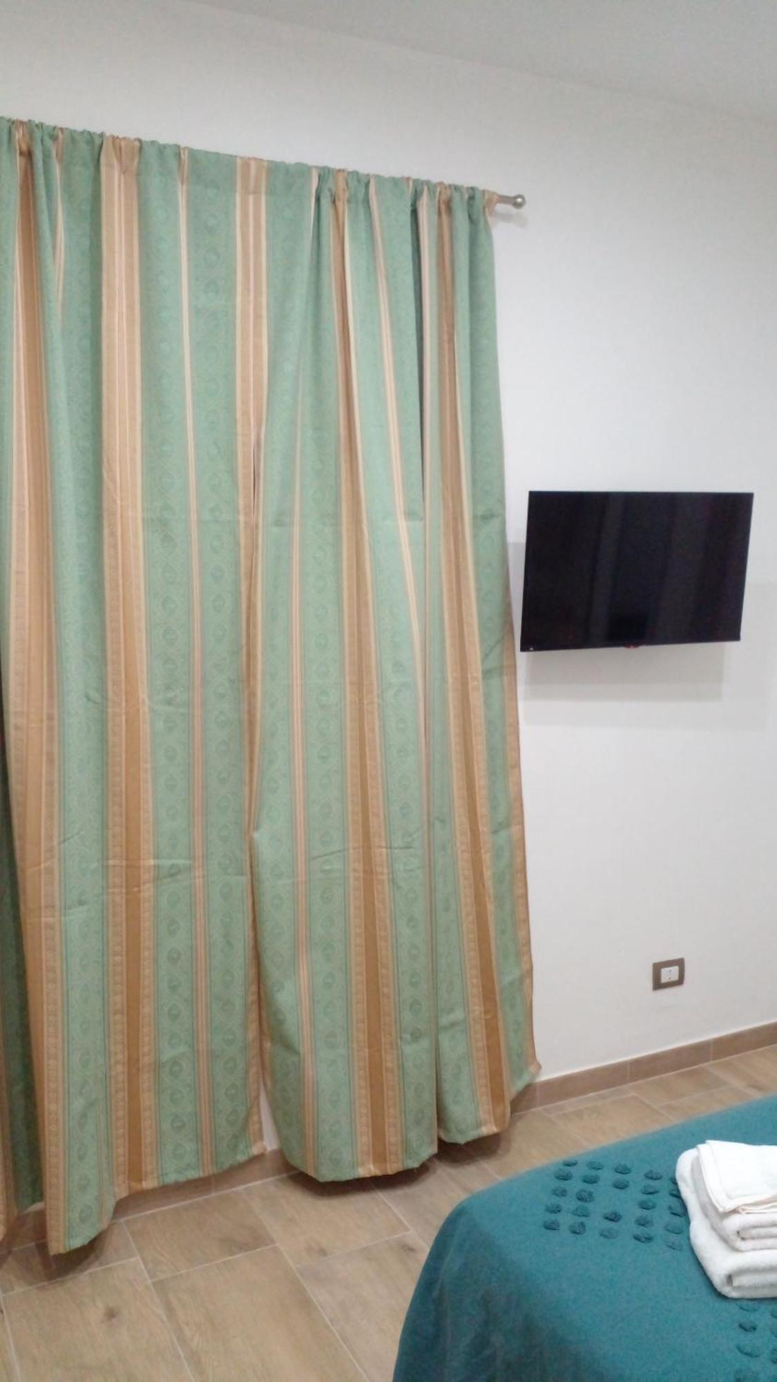 Locazione Turistica Madera Hotell Bari Exteriör bild